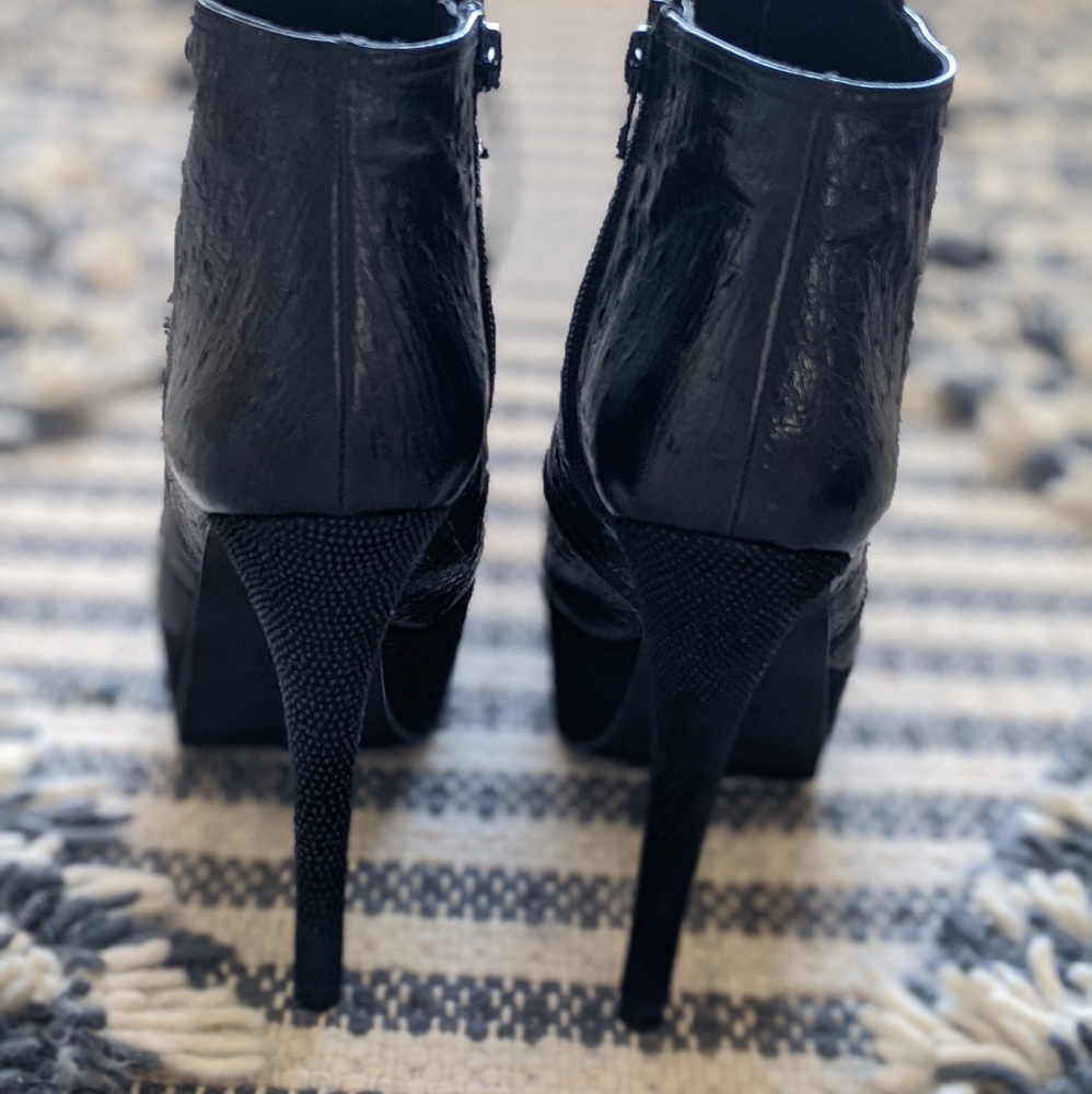 Stuart Weitzman Black Leather Boots Size 8 - Picture 5 of 13
